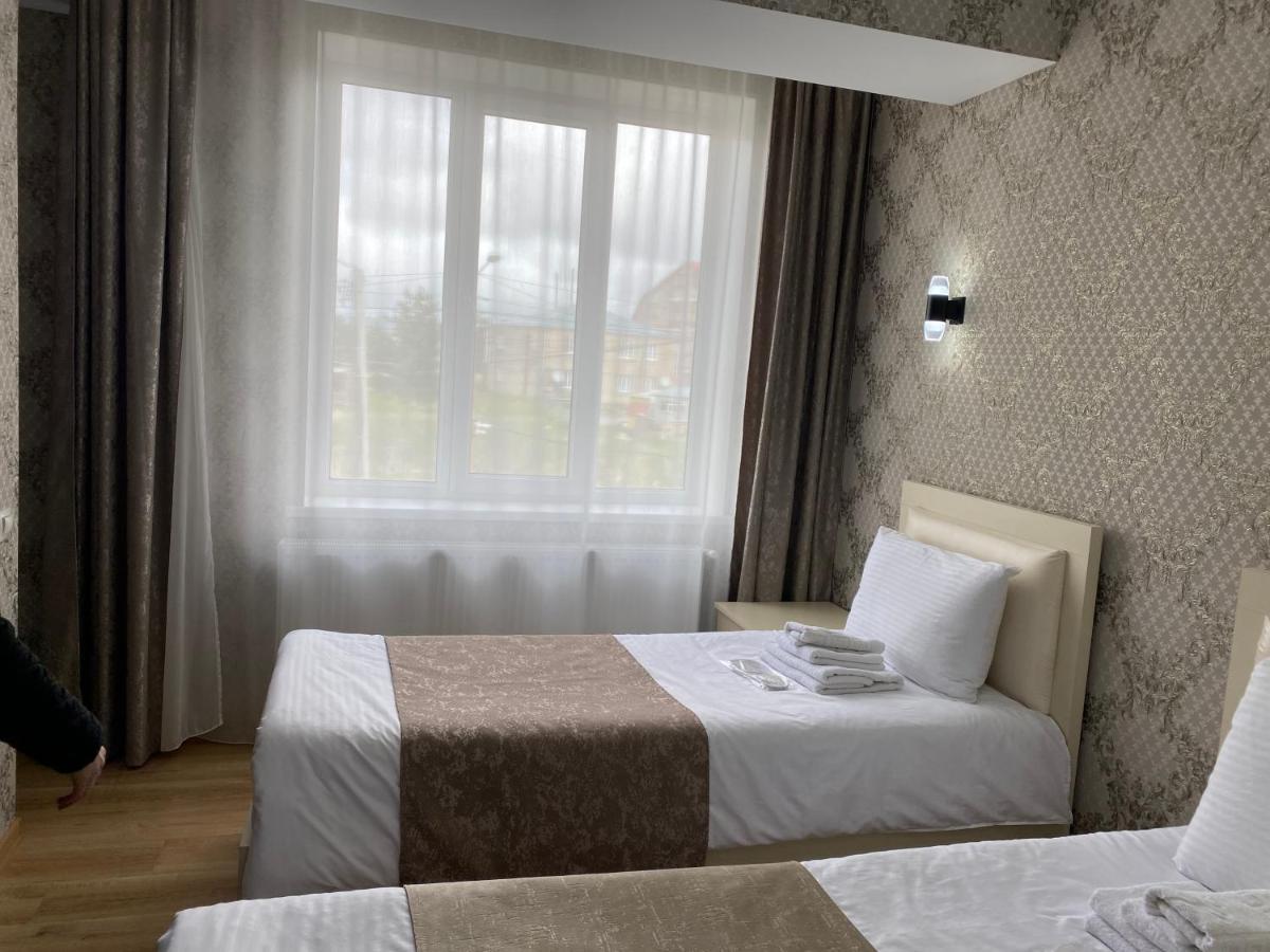 Hotel Sharl Ninotsminda Exterior photo