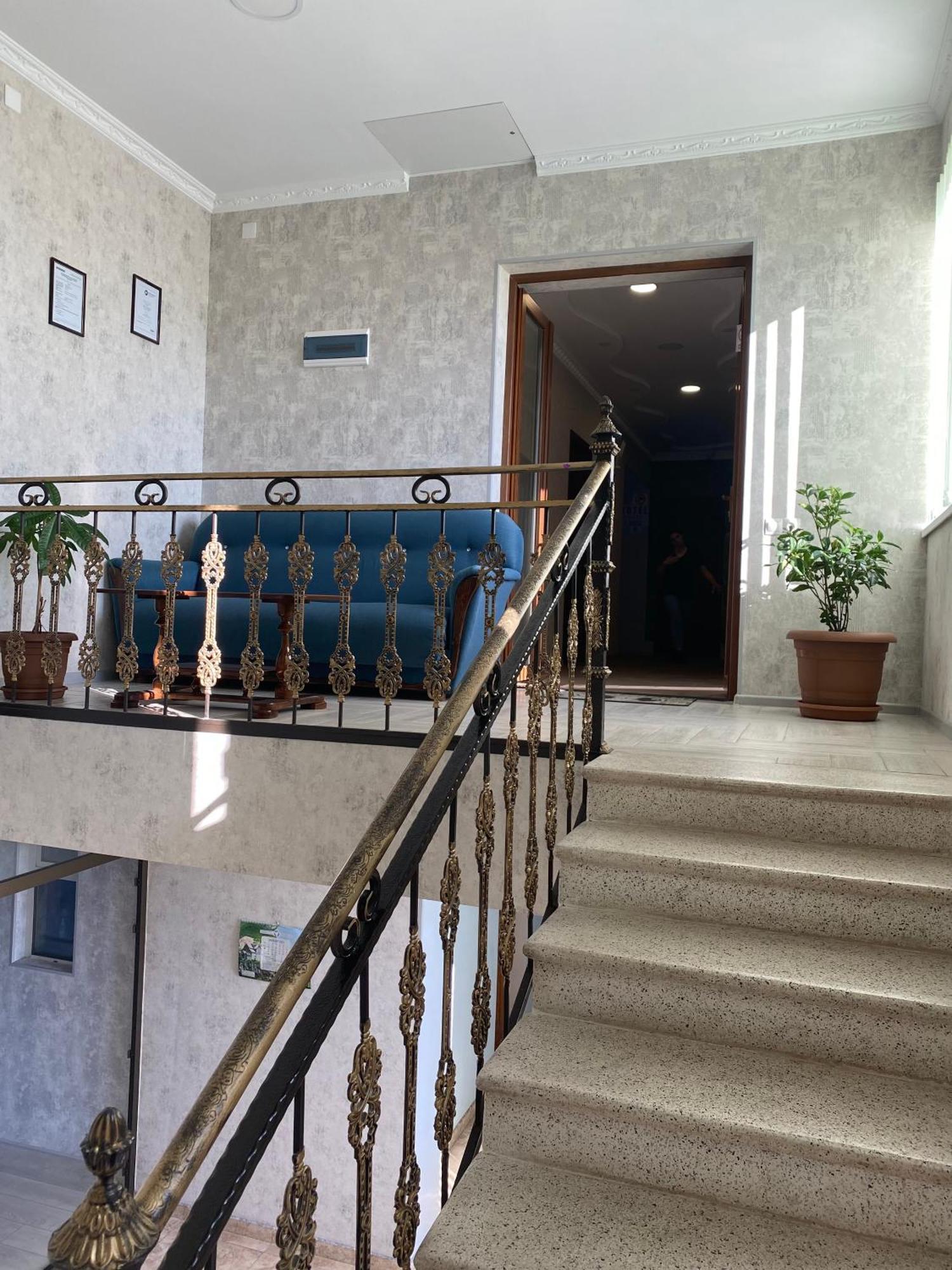 Hotel Sharl Ninotsminda Exterior photo
